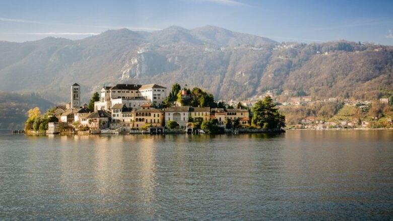 Ponte del 2 giugno 2026: i borghi sui laghi più belli d’Italia da visitare