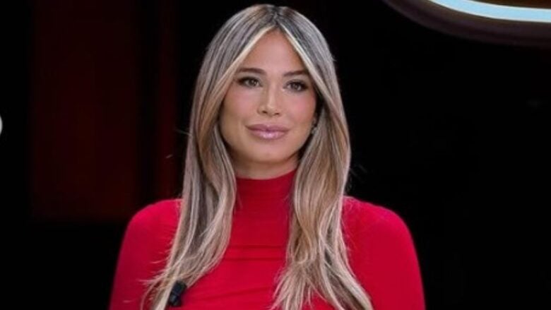 Diletta Leotta, total red Look per l’ultima puntata di Fuoriclasse: scoprilo qui!