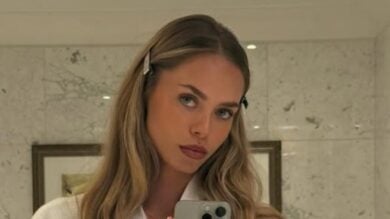 Laila Hasanovic sfoggia il Look casual-chic perfetto per questa stagione FOTO
