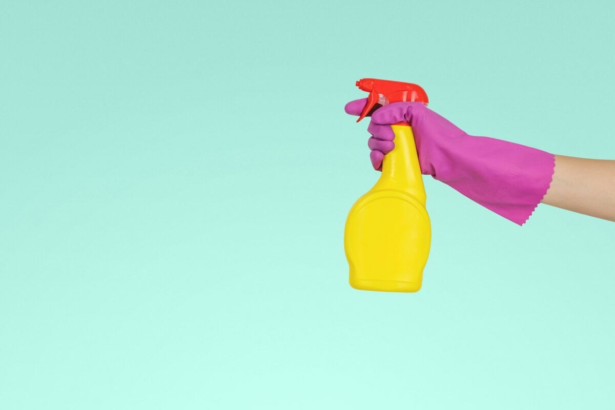 Come pulire i filtri del condizionatore: la guida pratica per migliorare aria, consumi e prestazioni