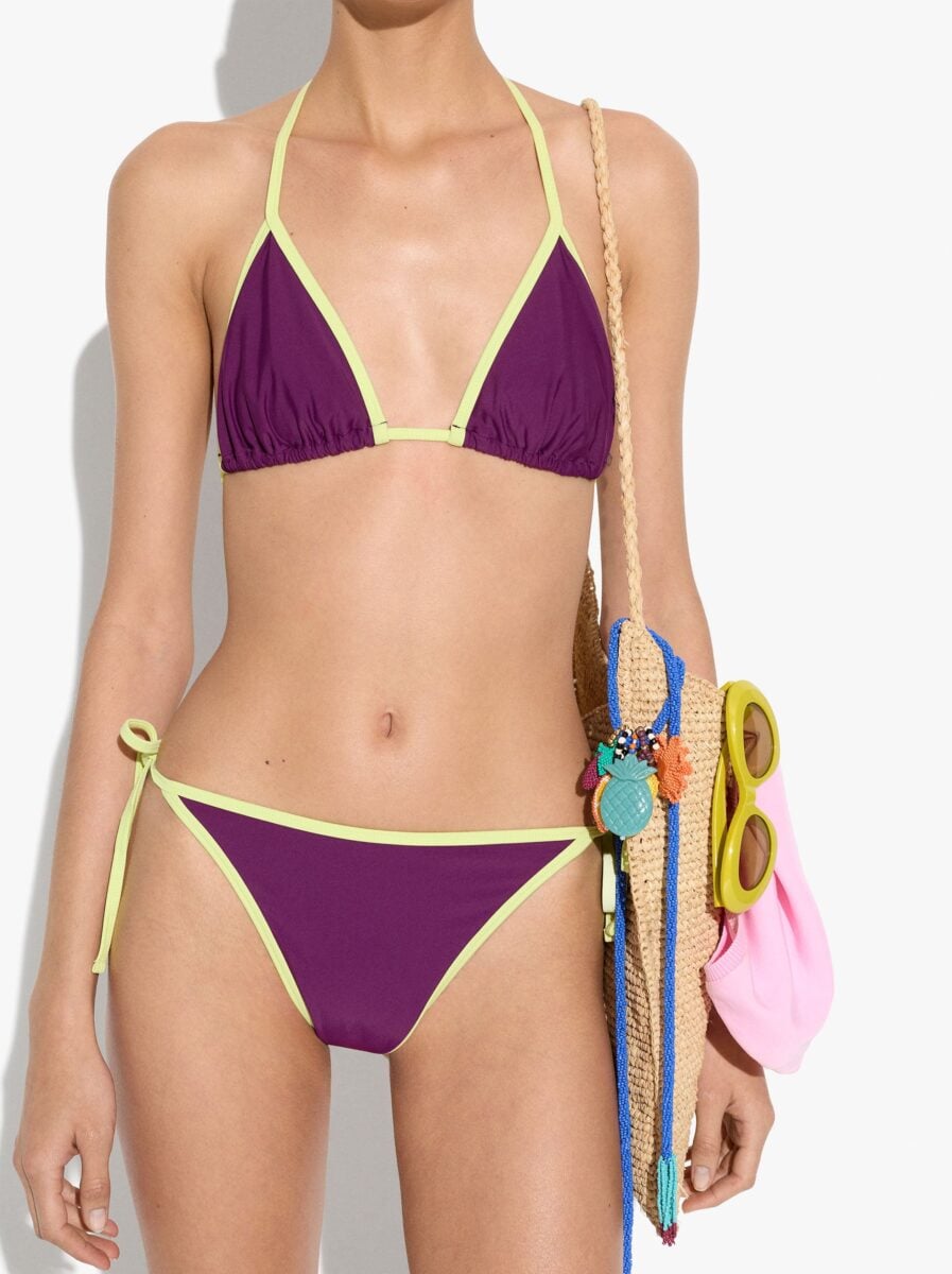 Minimal ma trendy, il costume bicolore sta conquistando tutte le It girls