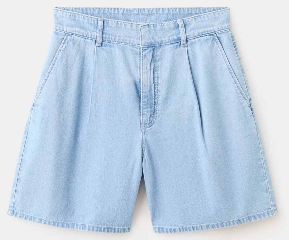 Gli Shorts in denim trendy e cool che stanno spopolando questa Estate