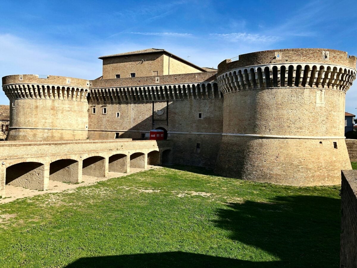Vacanze a luglio in Italia: 5 destinazioni da visitare tra mare, montagna e borghi