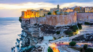 È la perla della Corsica, un Borgo di mare dalla bellezza mozzafiato