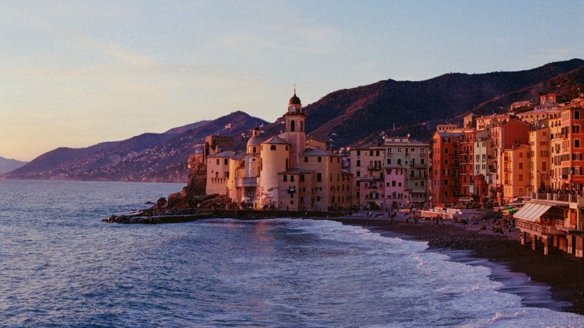 Agosto in Liguria: cosa vedere tra borghi, spiagge e luoghi imperdibili Agosto in Liguria: cosa vedere tra borghi, spiagge e luoghi imperdibili
