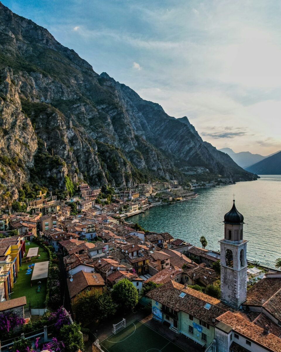 Dove andare in vacanza ad agosto con i bambini: le migliori mete in Italia tra mare, montagna e laghi Dove andare in vacanza ad agosto con i bambini: le migliori mete in Italia tra mare, montagna e laghi
