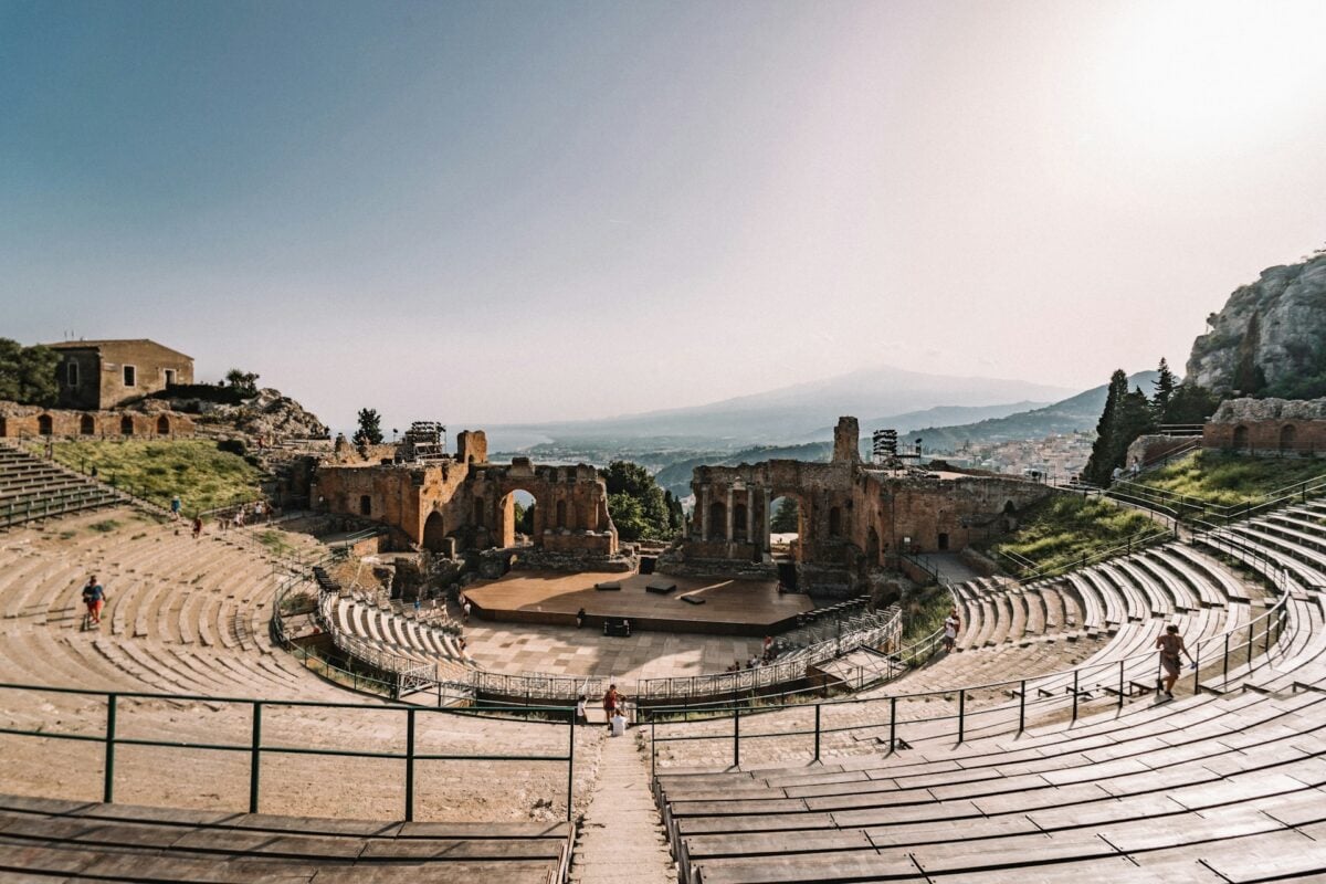 Agosto in Sicilia: i borghi, le spiagge e i luoghi da visitare durante l’estate Agosto in Sicilia: i borghi, le spiagge e i luoghi da visitare durante l’estate
