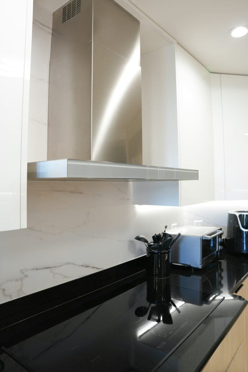 Come eliminare i cattivi odori in cucina: 5 rimedi naturali semplici ed efficaci Come eliminare i cattivi odori in cucina: 5 rimedi naturali semplici ed efficaci