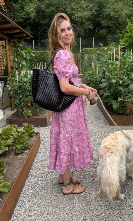 Chiara Ferragni sfoggia la borsa perfetta per l’estate che costa meno di 500 euro! Chiara Ferragni sfoggia la borsa perfetta per l’estate che costa meno di 500 euro!