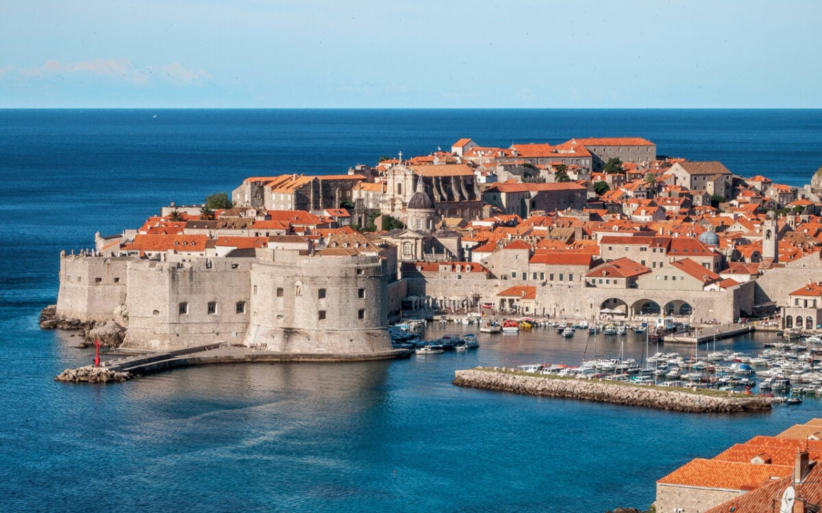 4 mete europee belle e low cost da visitare assolutamente nel mese di Agosto 4 mete europee belle e low cost da visitare assolutamente nel mese di Agosto