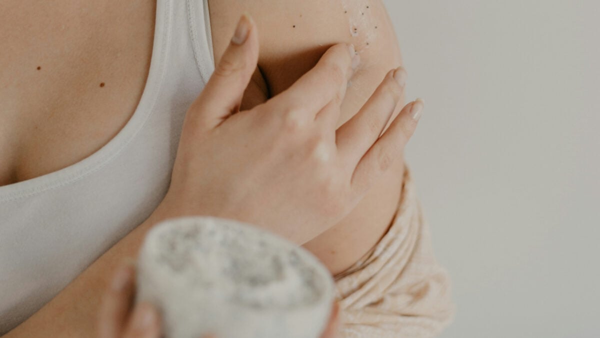 5 scrub corpo fai da te per una pelle liscia e levigata a prova di Estate 5 scrub corpo fai da te per una pelle liscia e levigata a prova di Estate