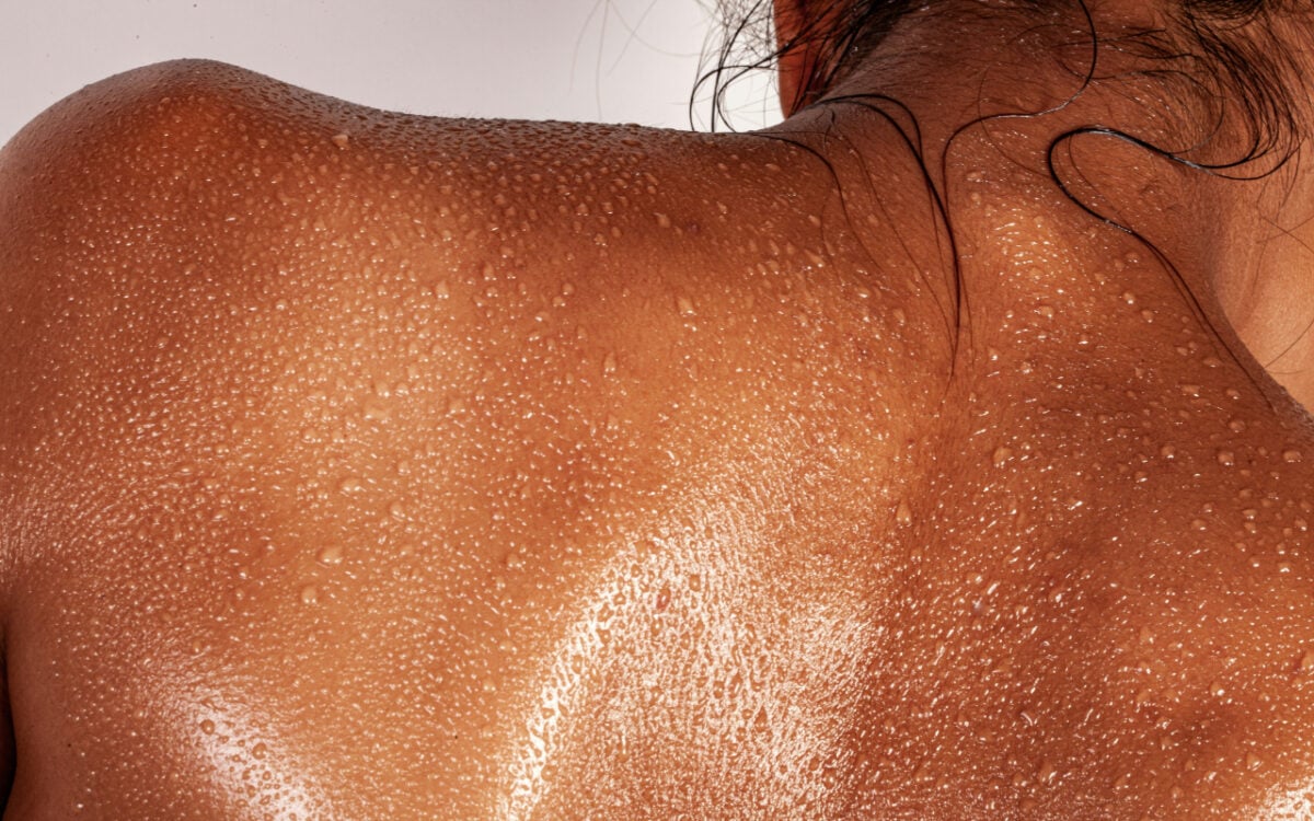 Come evitare di spellarsi dopo una scottatura: 5 consigli per un’abbronzatura perfetta