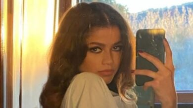 Zendaya lascia tutti senza fiato sul red carpet della première del film Odissea con una creazione iconica firmata Schiaparelli