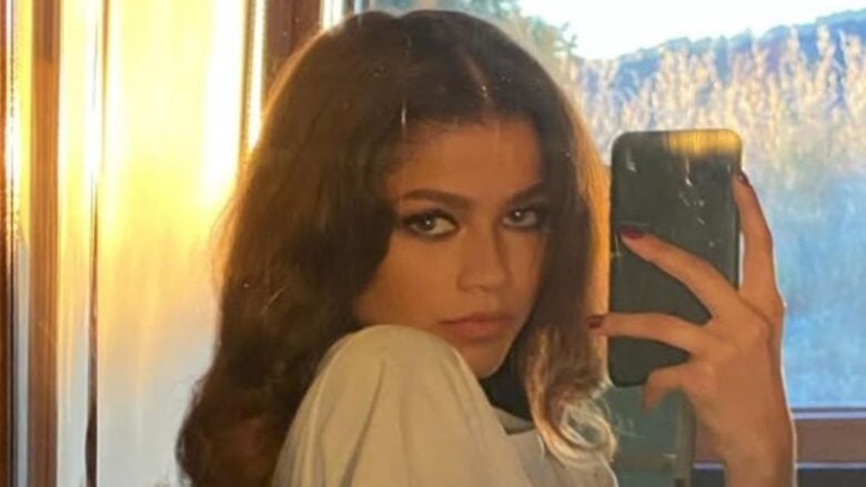 Zendaya lascia tutti senza fiato sul red carpet della première del film Odissea con una creazione iconica firmata Schiaparelli
