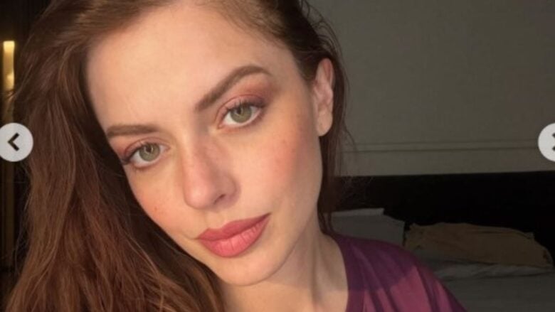 Annalisa, selfie al naturale e con un velo di make up post tour estivo: FOTO