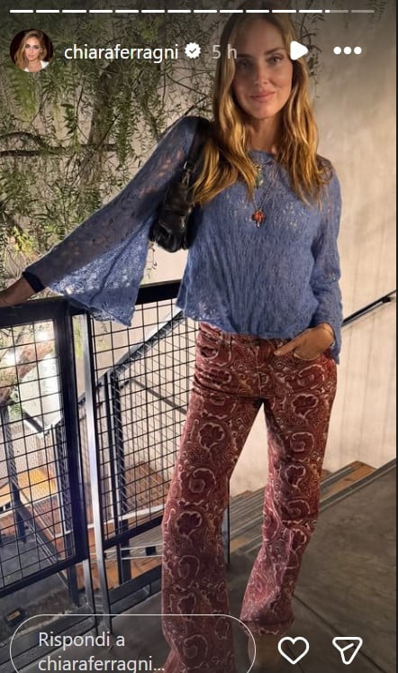 Chiara Ferragni sfoggia i pantaloni di super tendenza per questa stagione FOTO Chiara Ferragni sfoggia i pantaloni di super tendenza per questa stagione FOTO