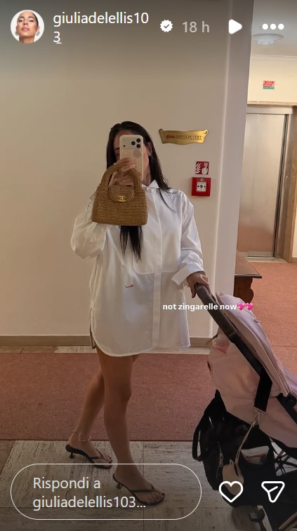 Giulia De Lellis sfoggia la Chanel bag perfetta per l’estate: très chic! Giulia De Lellis sfoggia la Chanel bag perfetta per l’estate: très chic!