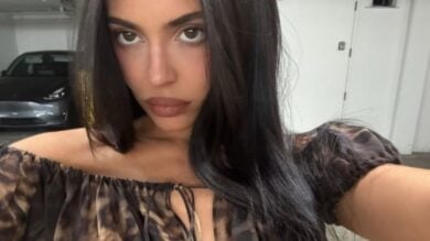 Kylie Jenner, cosa ha indossato per il suo compleanno in rosa FOTO
