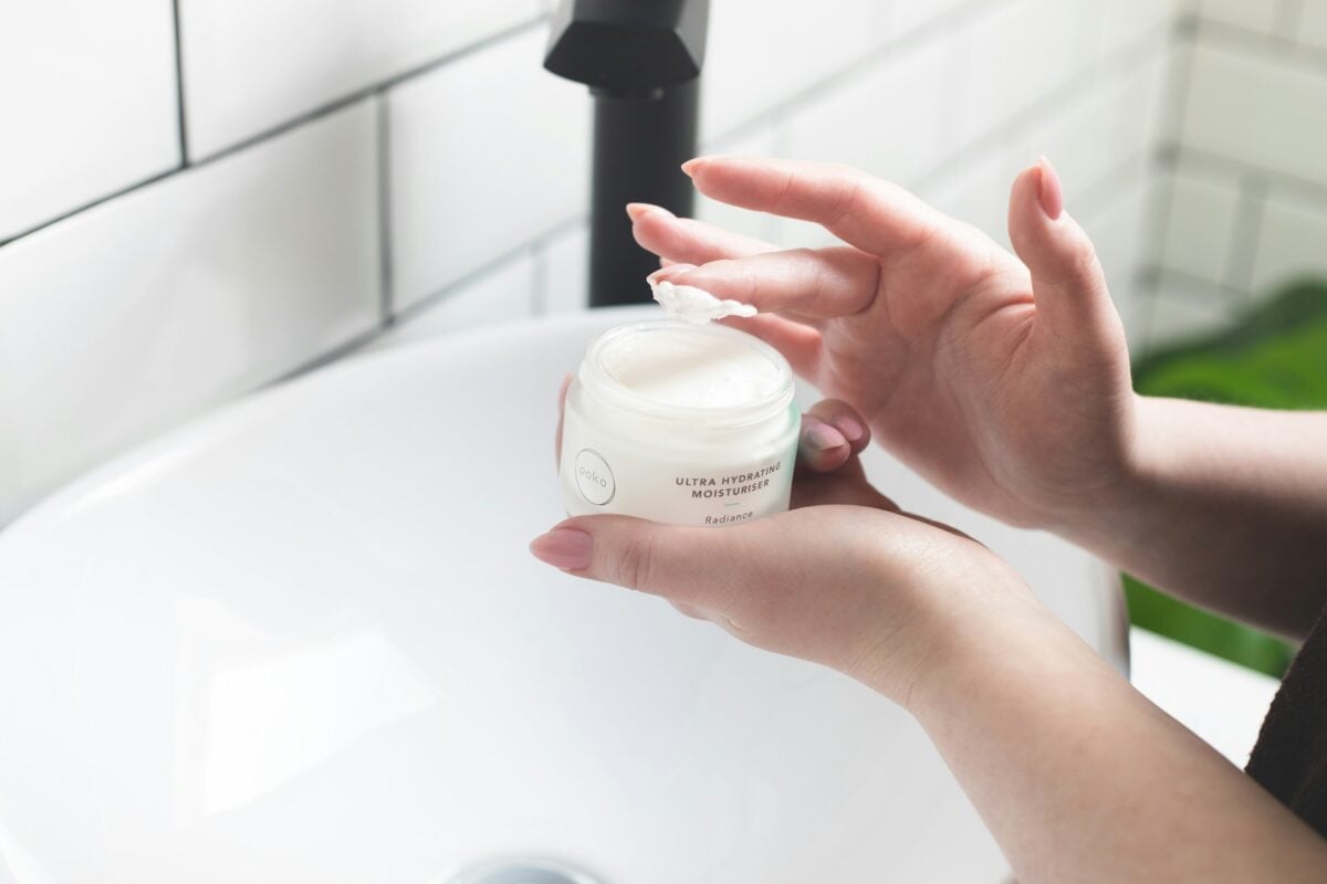 Spicole, i micro-aghi della skincare coreana: benefici e quando è meglio evitare Spicole, i micro-aghi della skincare coreana: benefici e quando è meglio evitare