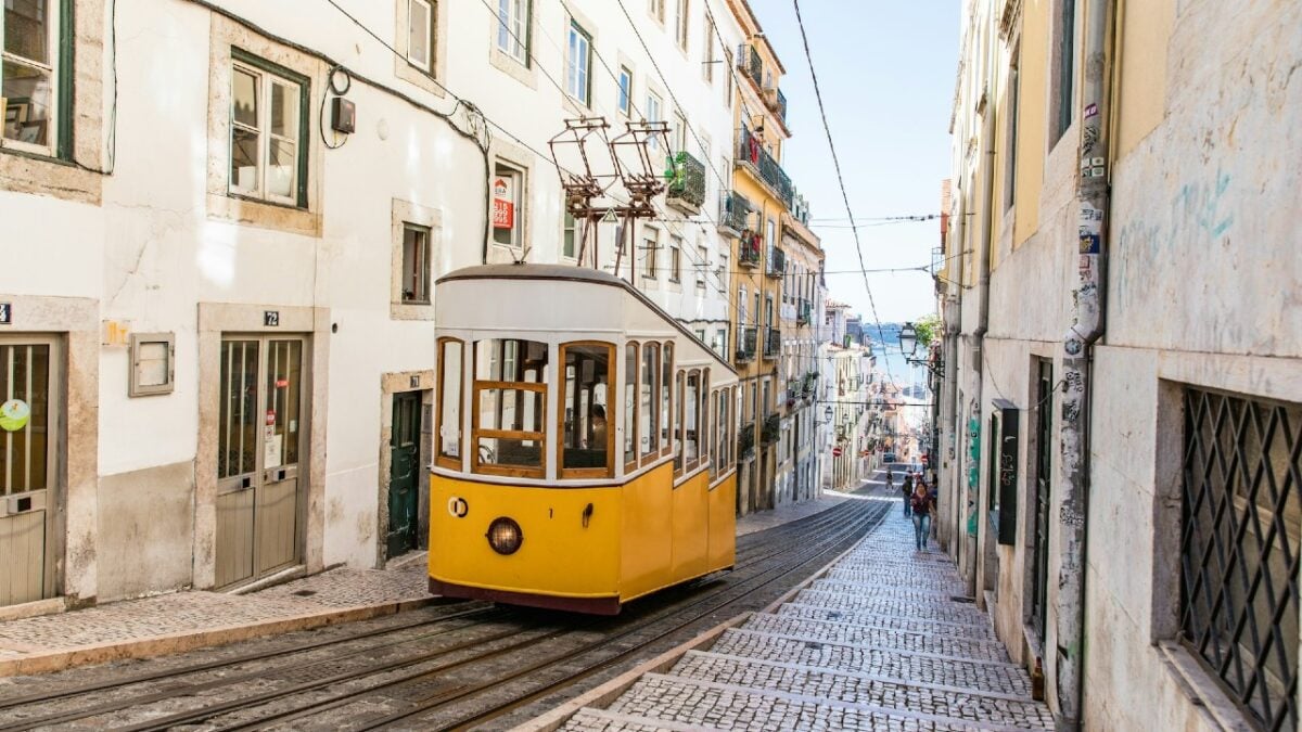 Capitali europee a ottobre: 4 città perfette da esplorare nel clima fresco dell’autunno Capitali europee a ottobre: 4 città perfette da esplorare nel clima fresco dell’autunno