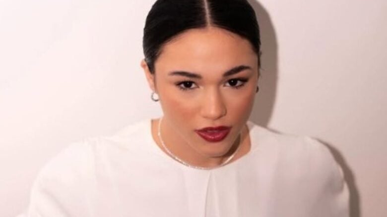 Maria Esposito, Look da vera diva glamour d’altri tempi alla Festa del Cinema di Roma 2026