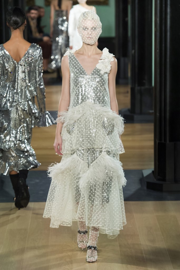 Abbigliamento piume Autunno Inverno 2018 2019  erdem