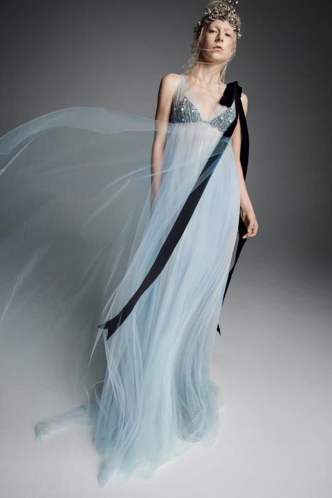 Abiti da sposa autunno inverno 2019 2020 le tendenze dalla New York Bridal week Vera Wang