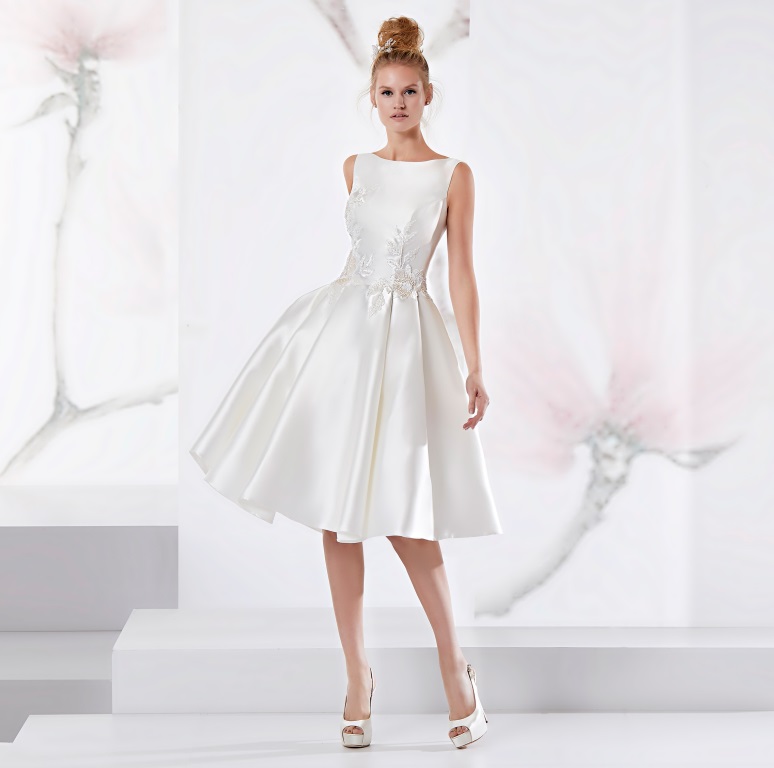 Abiti da sposa corti anni 50