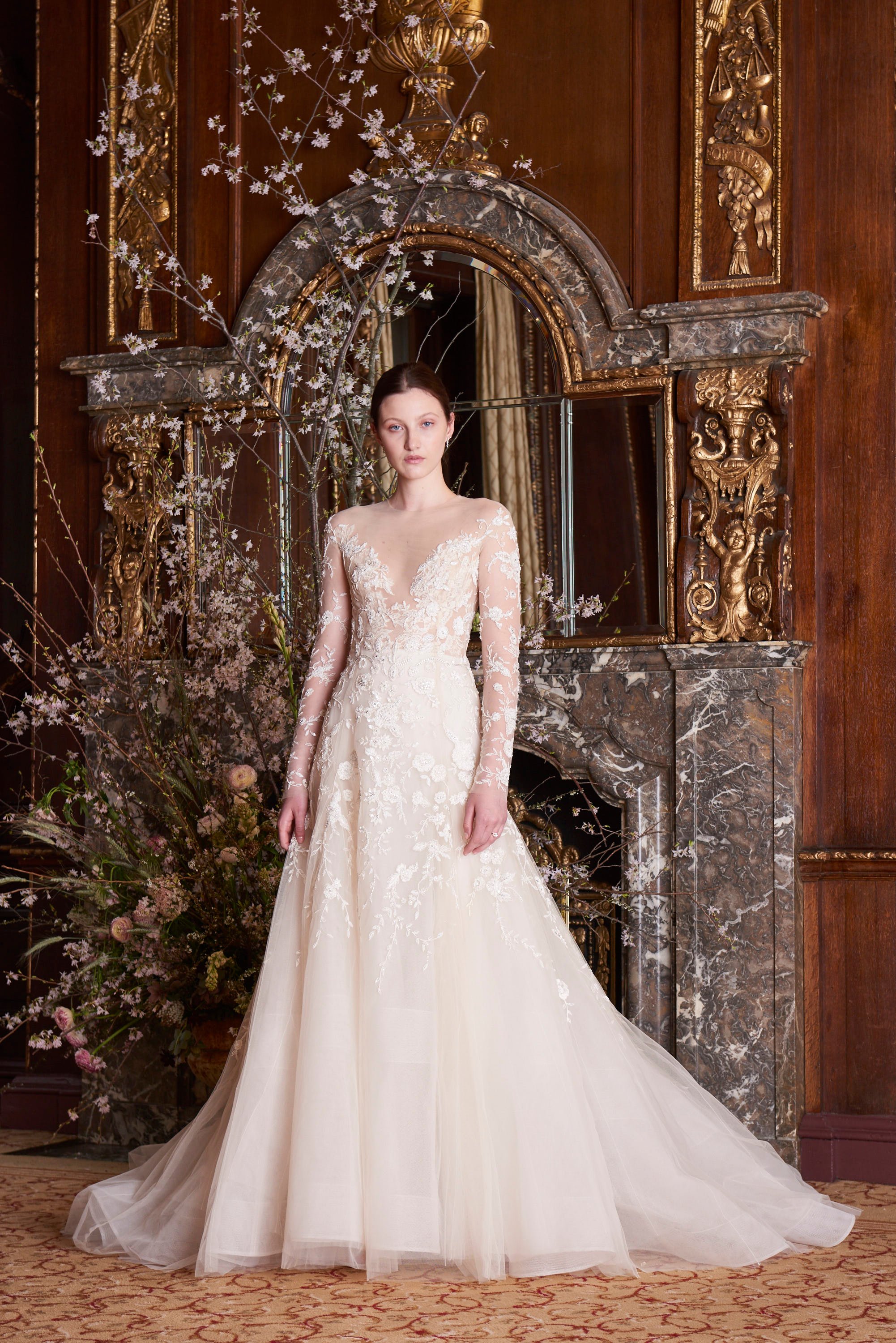 Abiti da sposa con maniche, la tendenza più romantica per il 2019 [FOTO]