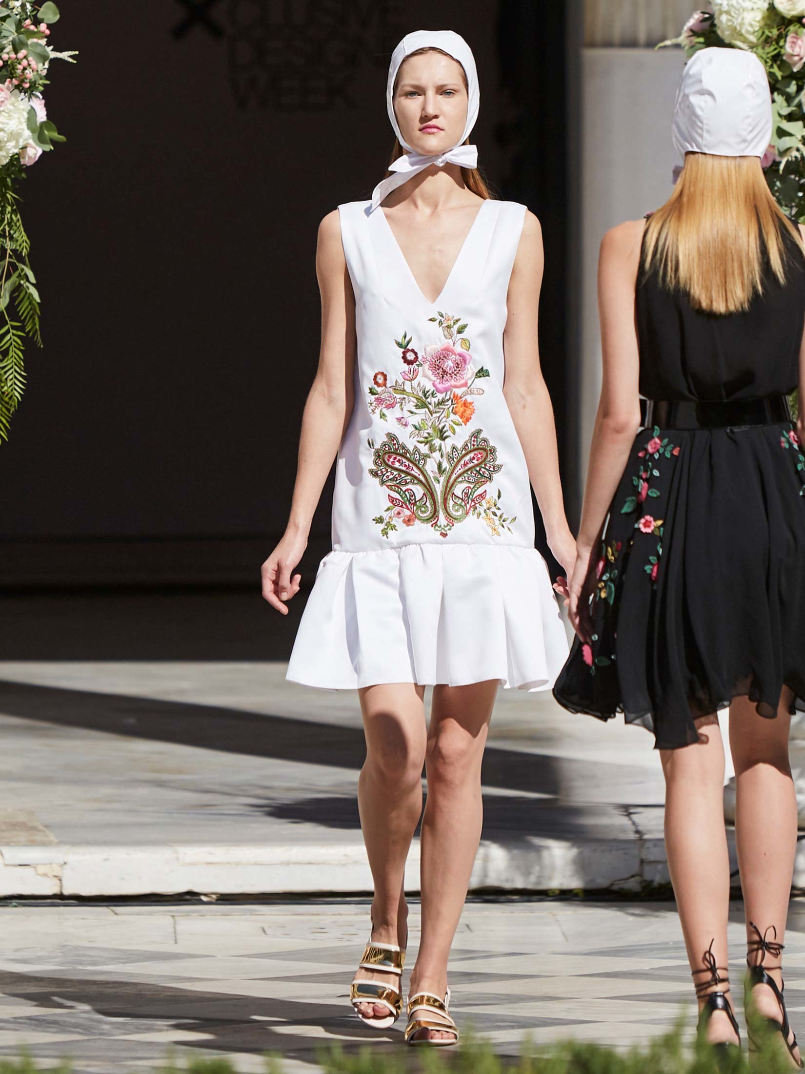 Abito bianco a fiori Blugirl