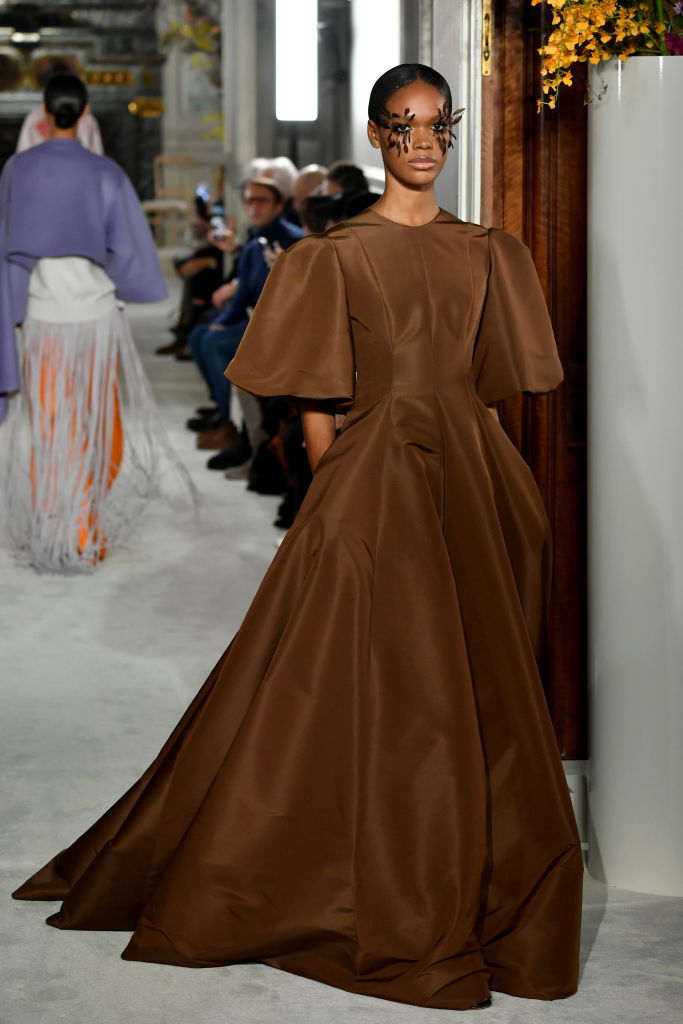 Valentino : Runway Paris Fashion Week Haute Couture Spring Summer 2019