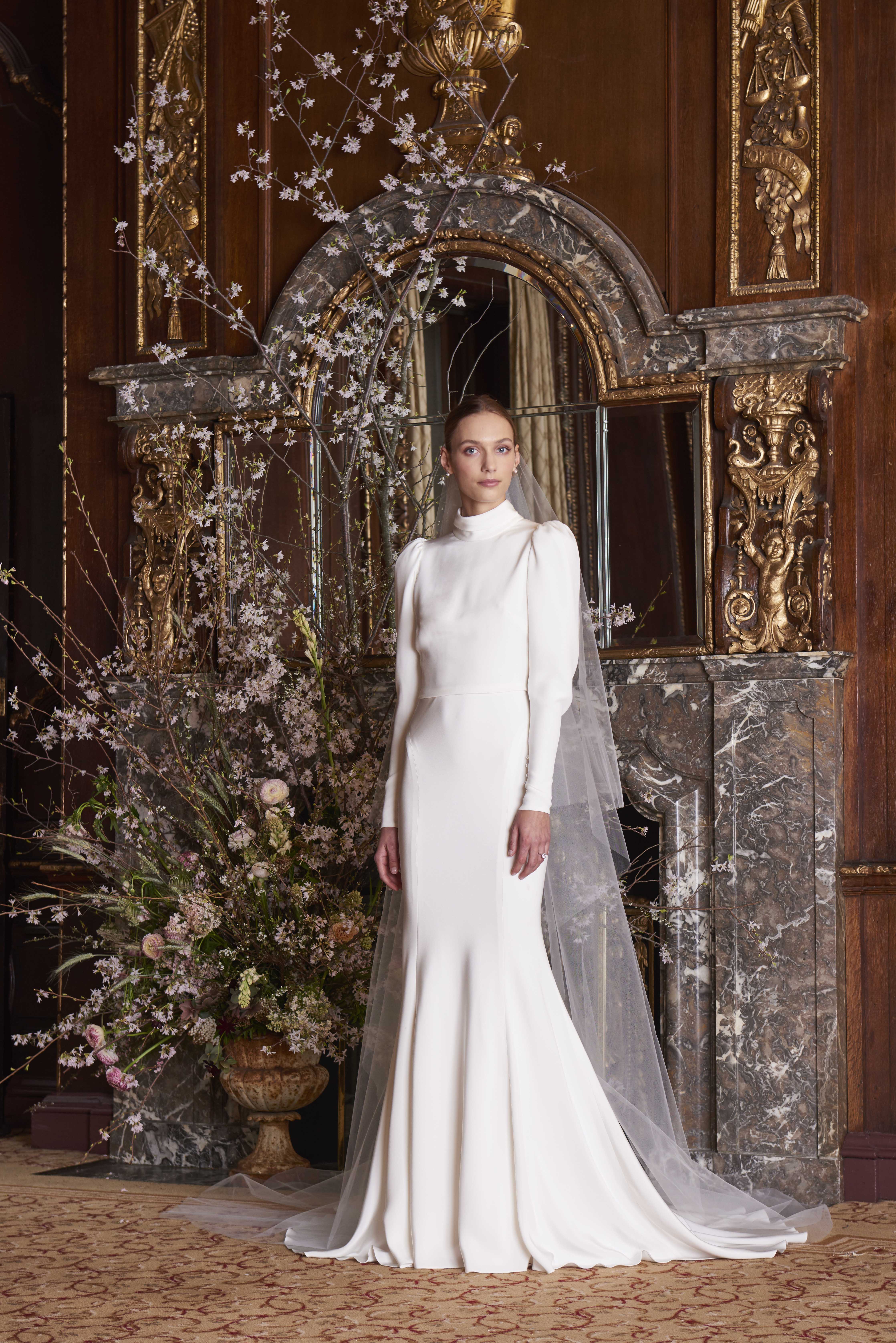 Abito da sposa a maniche lunghe in seta Monique Lhuillier
