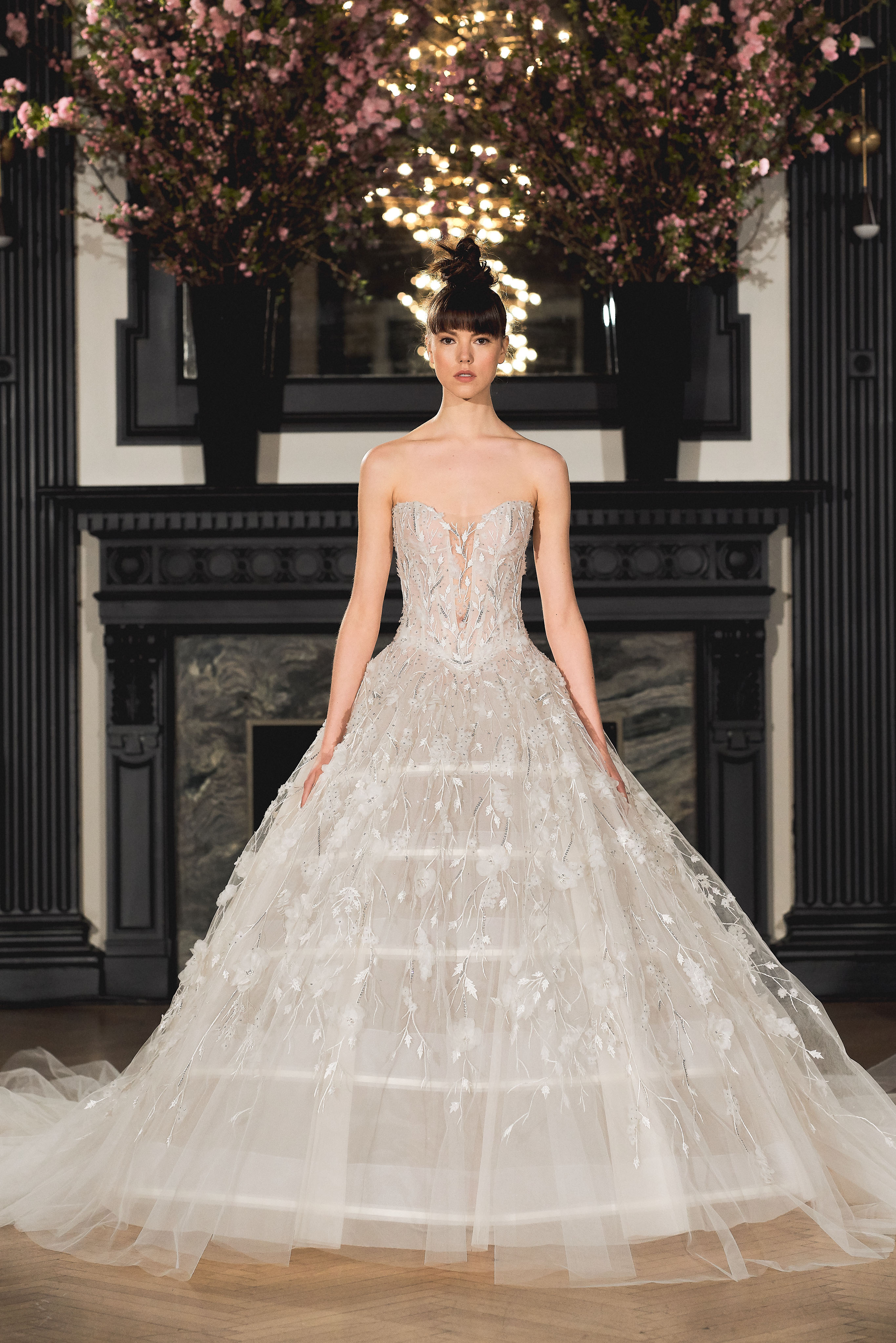 Abito da sposa ampio con scollo a cuore Ines Di Santo collezione 2019