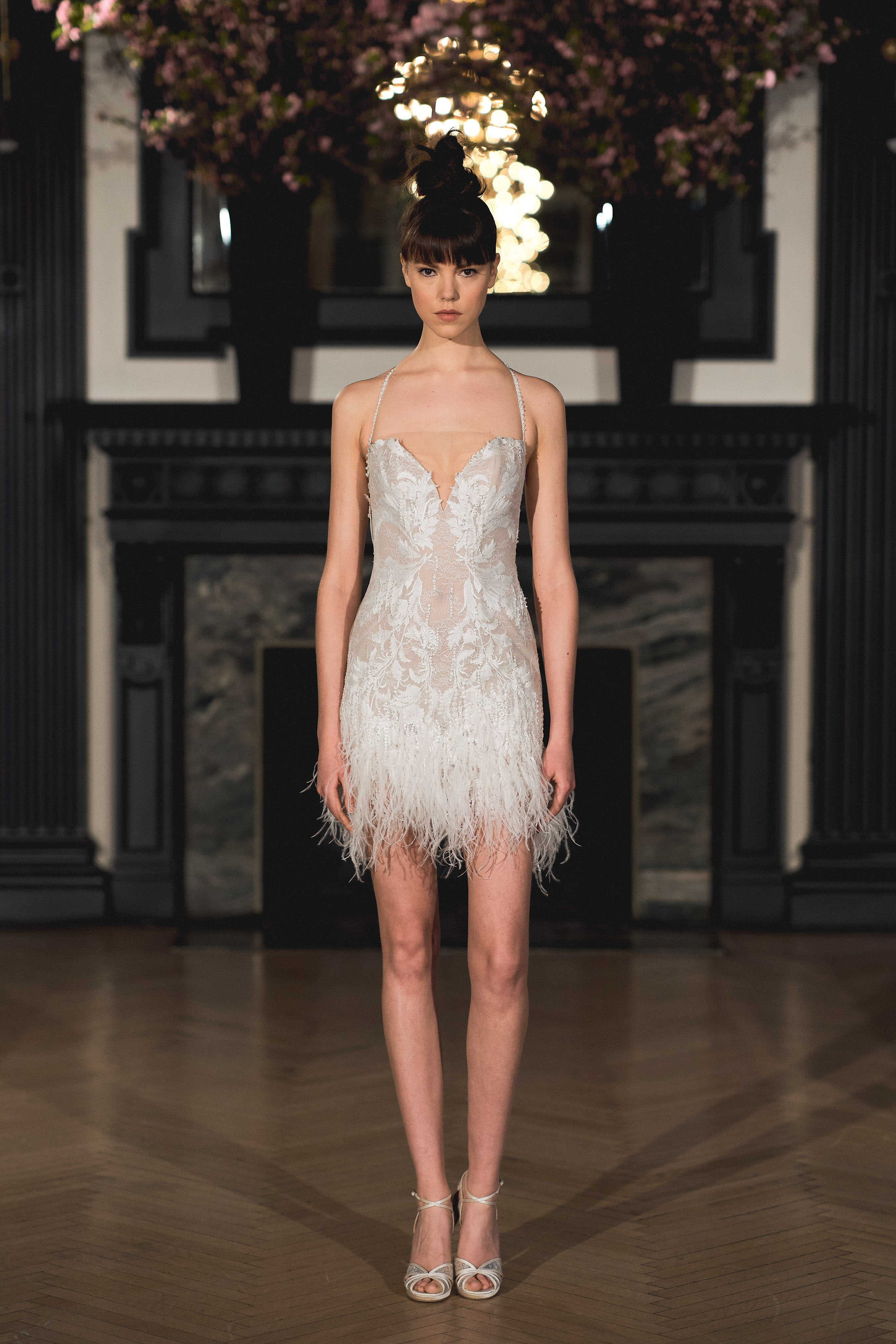 Abito da sposa corto Ines Di Santo collezione 2019