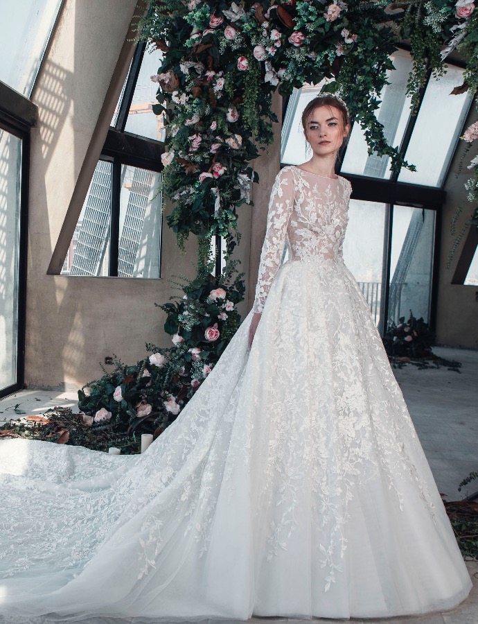 Abito da sposa da principessa a maniche lunghe in pizzo La Mariée di Tony Ward