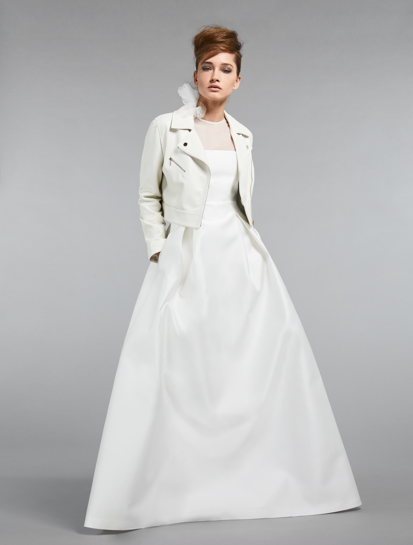 Abito da sposa in duchesse e organza di seta Max Mara a 1800 euro collezione 2019