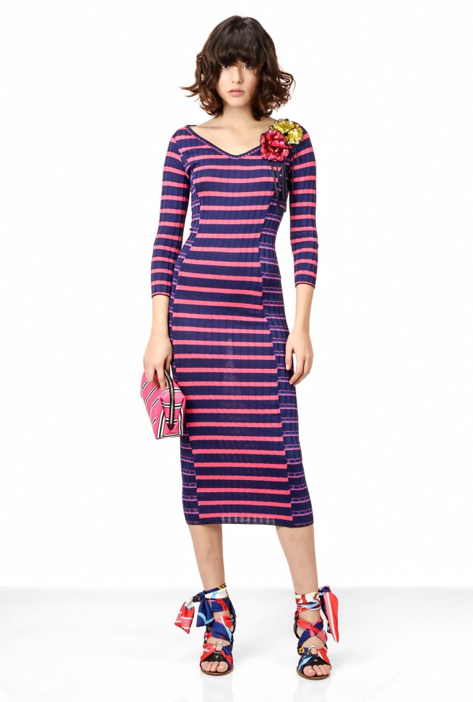 Pinko: abiti e outfit per la Primavera/Estate 2018 [FOTO]