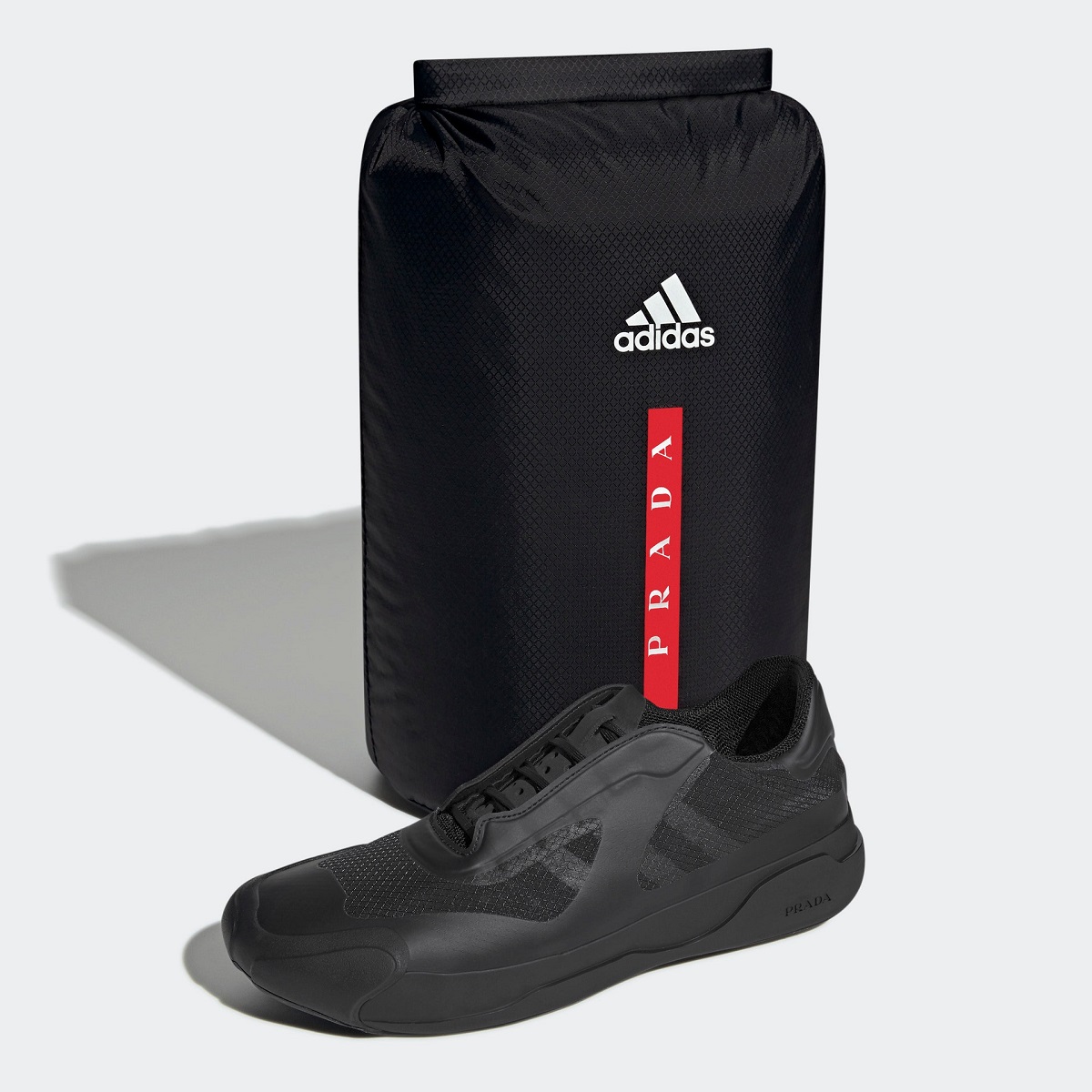 Adidas Prada A+P LUNA ROSSA 2021 nere