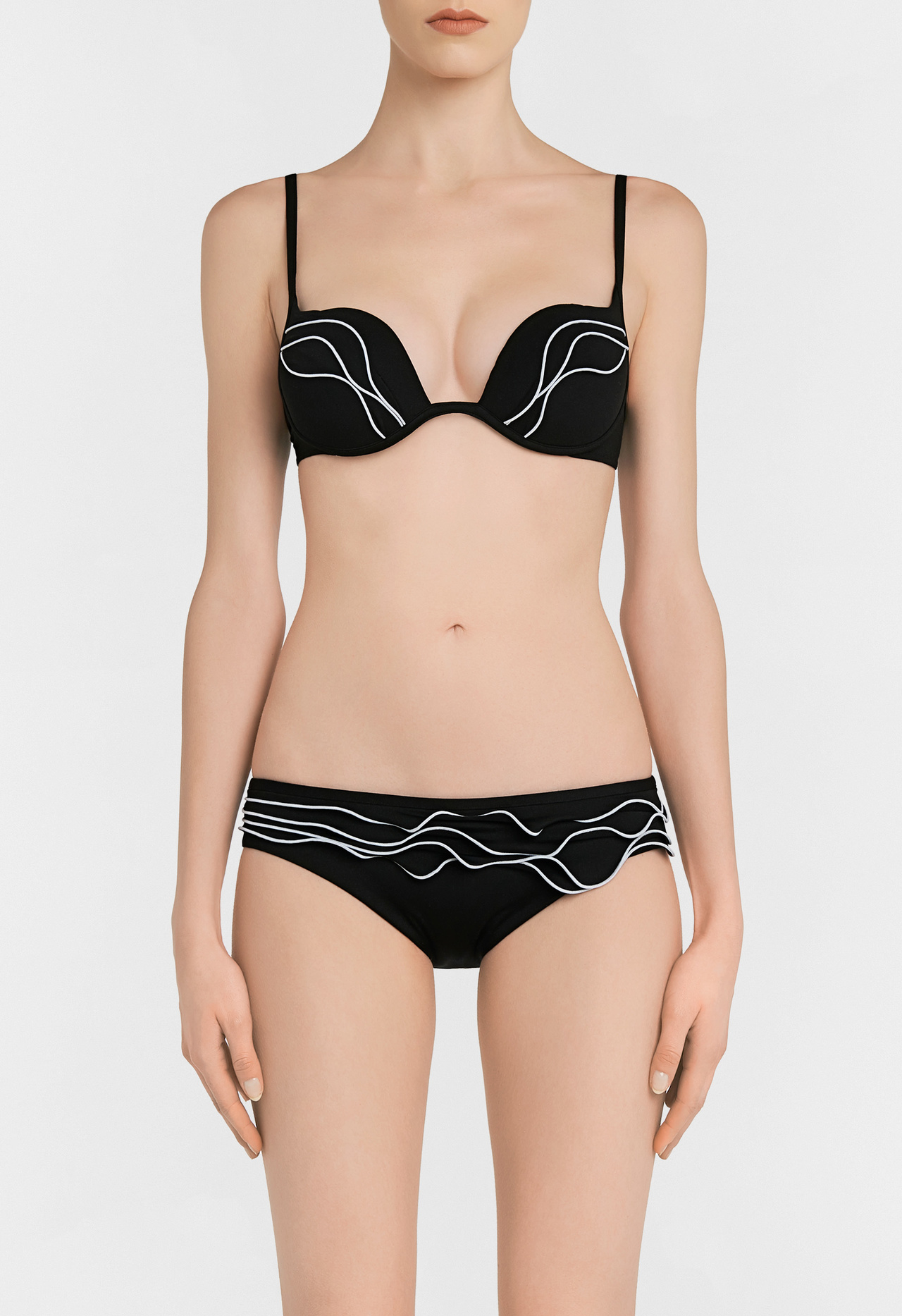 Bikini nero con reggiseno imbottito La Perla a 170 euro