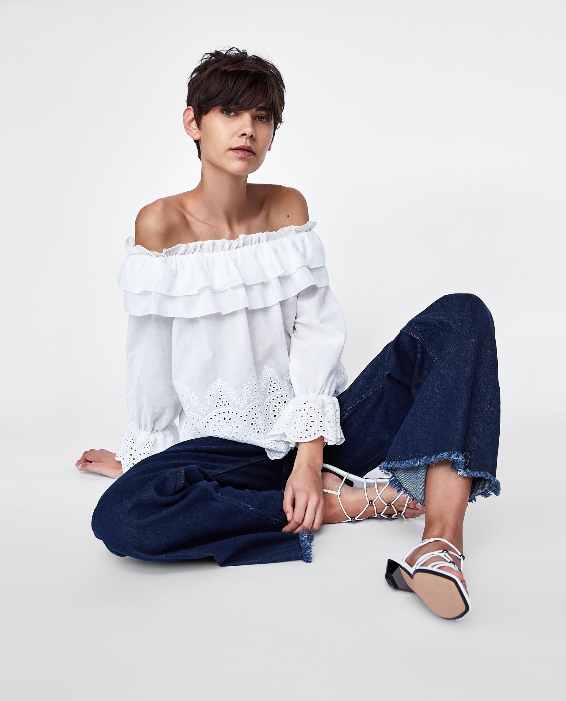 Blusa con spalle scoperte Zara