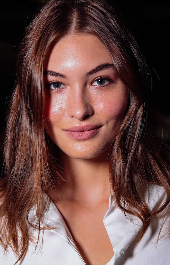 Capelli lunghi pari mossi
