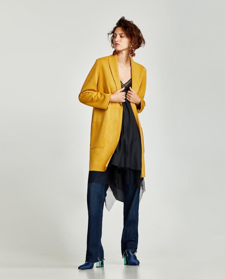 Cappotti colorati per l’inverno 2018: i modelli di tendenza da non perdere [FOTO]