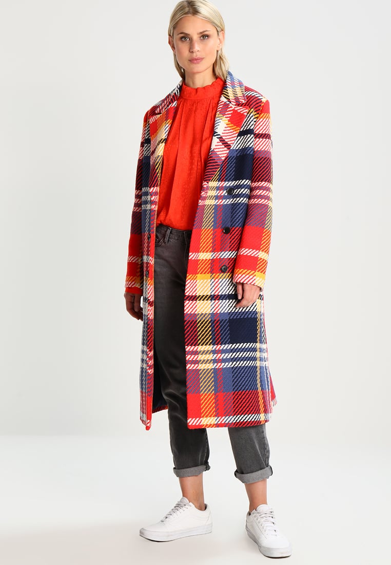 Cappotto colorato a quadri Mads Norgaard tendenze inverno 2018