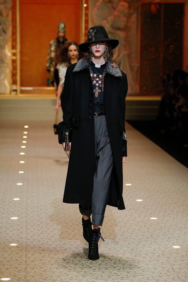 Cappotto nero elegante retrò Dolce & Gabbana 