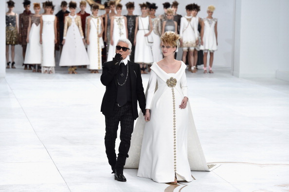 Chanel : Runway Paris Fashion Week : Haute Couture Fall/Winter 2014 2015