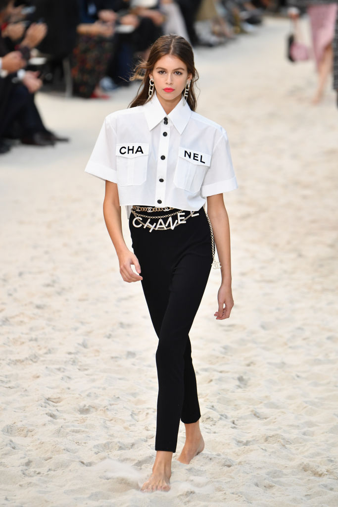 Chanel : Runway Paris Fashion Week Womenswear Spring/Summer 2019