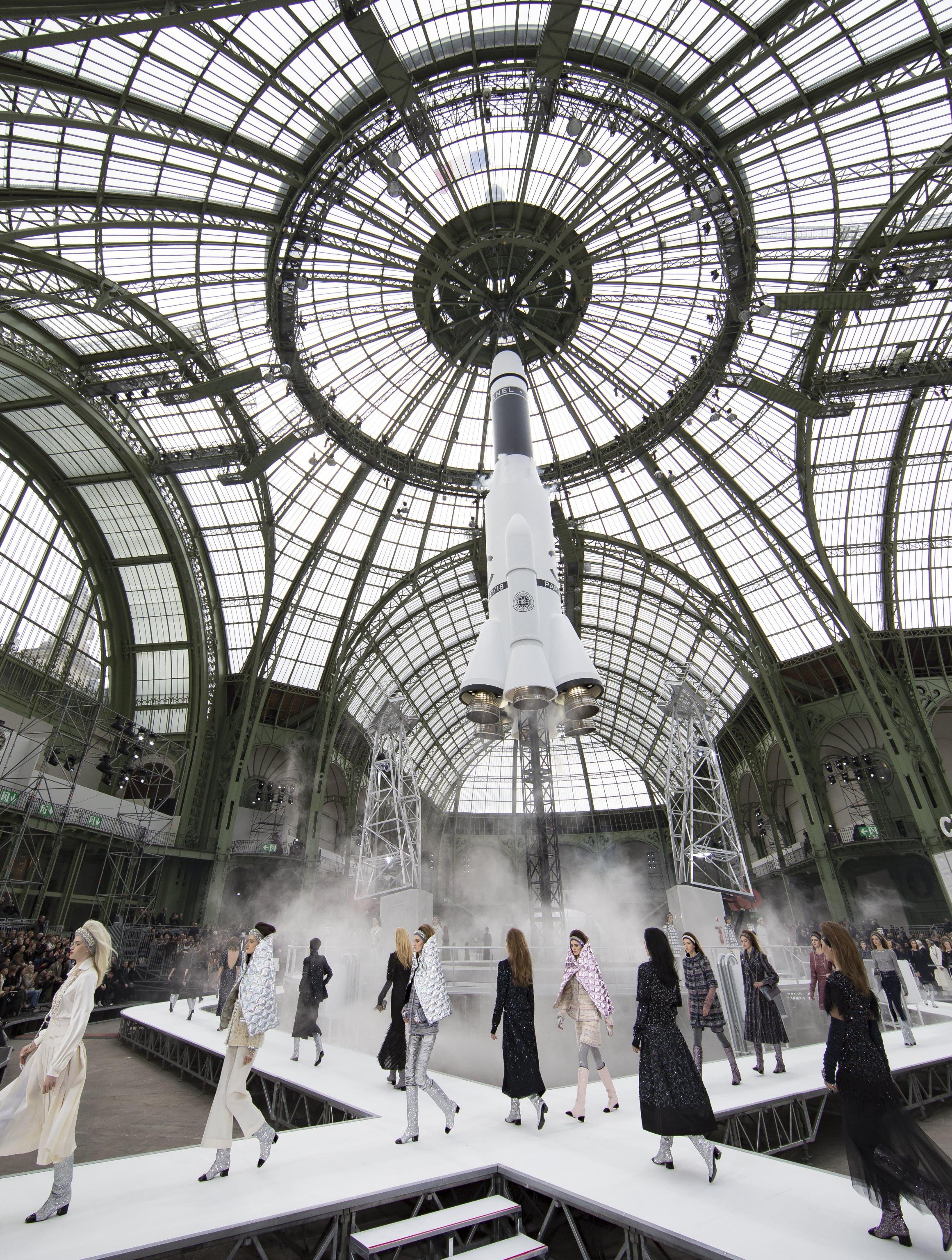 Chanel Runway Ready to wear Paris Fashion Week F/W 2017/18