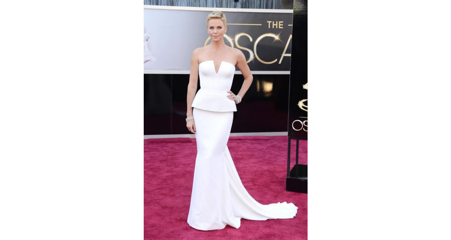 Charlize theron abito più costoso