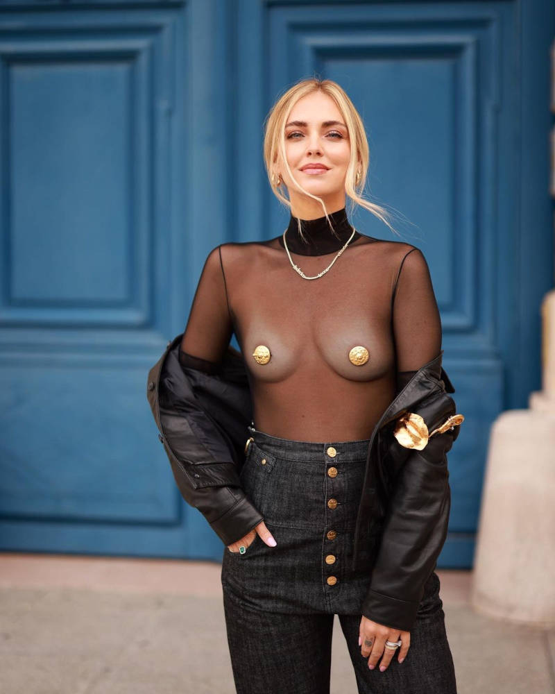 Chiara Ferragni look Schiaparelli