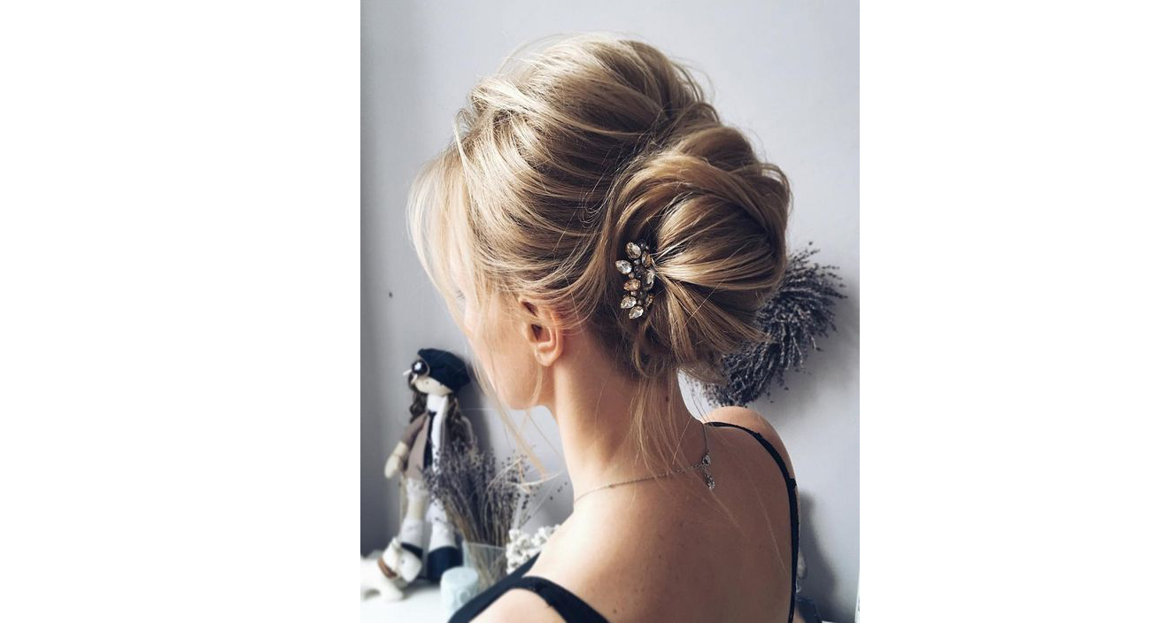 Chignon con dettaglio